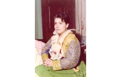Donna sarda in costume arbereshe